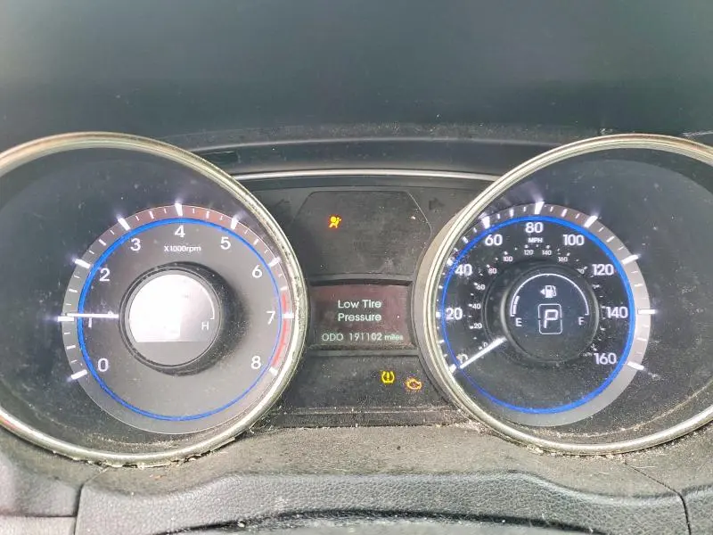 2012 HYUNDAI SONATA GLS  