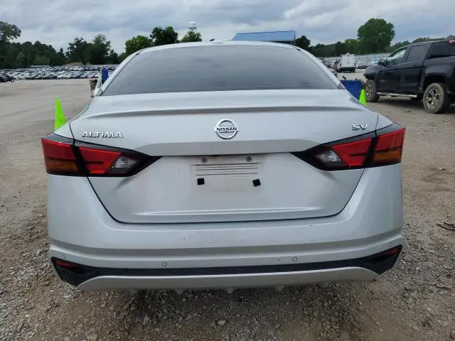 2022 NISSAN ALTIMA SV  