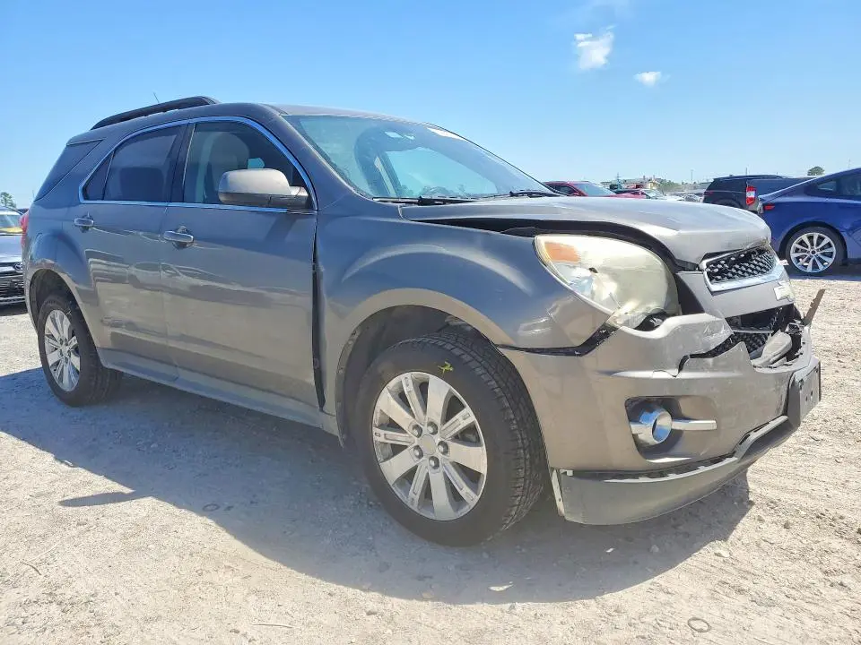 2010 CHEVROLET EQUINOX LT  
