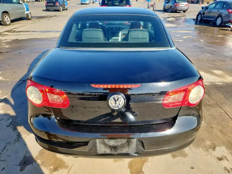 2010 VOLKSWAGEN EOS LUX  