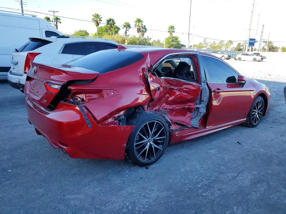 2023 TOYOTA CAMRY SE  