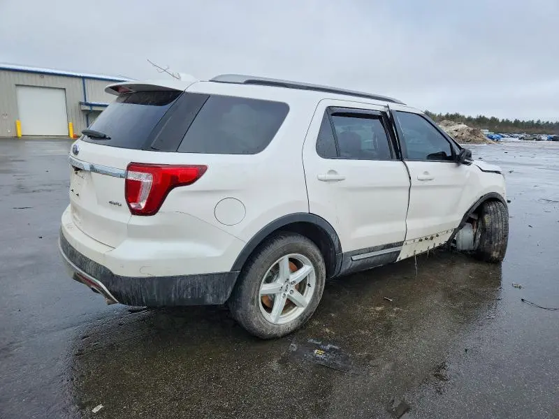 2017 FORD EXPLORER XLT  