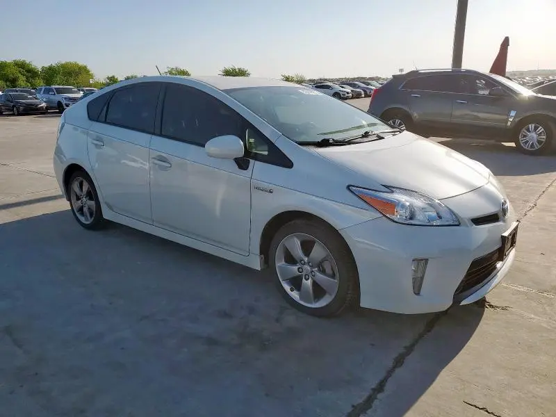 2013 TOYOTA PRIUS 