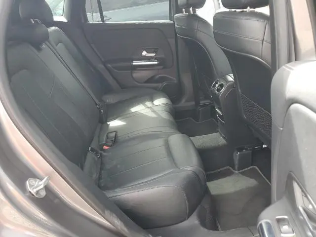 2021 MERCEDES-BENZ GLA 250 4MATIC  