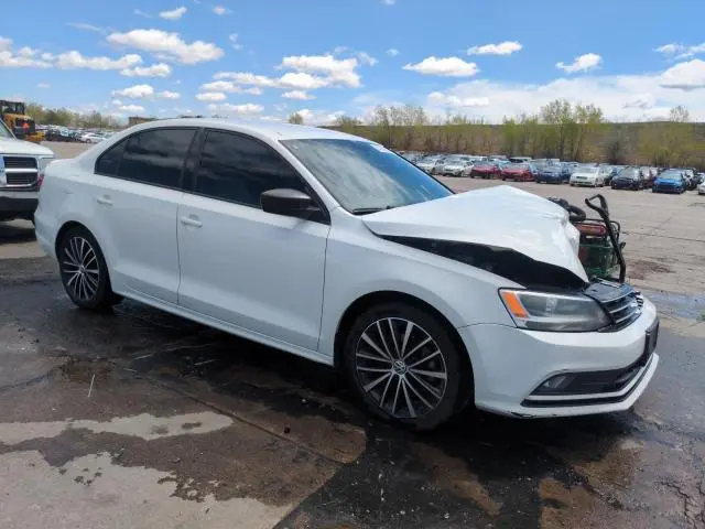 2015 VOLKSWAGEN JETTA SE  