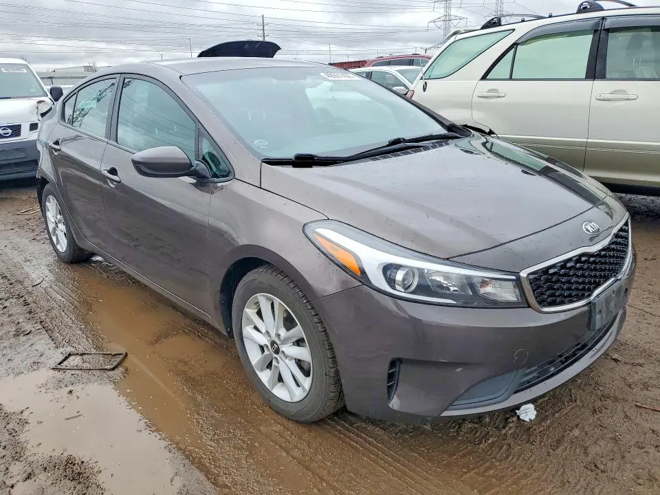 2017 KIA FORTE LX  