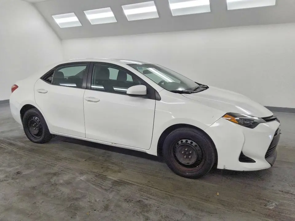 2019 TOYOTA COROLLA LE  