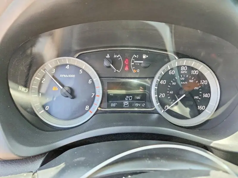 2015 NISSAN SENTRA SR  