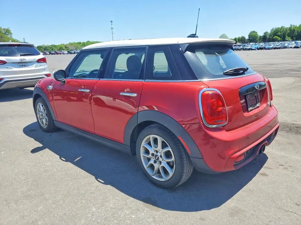 2017 MINI COOPER S  