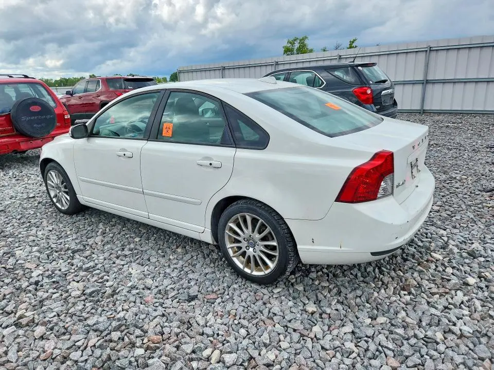 2010 VOLVO S40 2.4I  