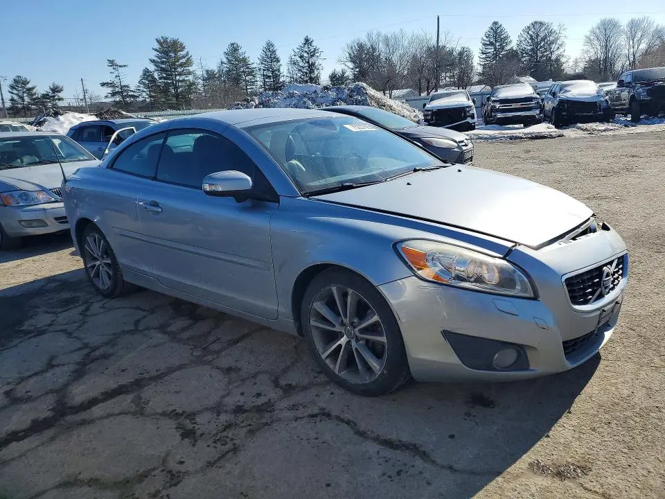 2011 VOLVO C70 T5  
