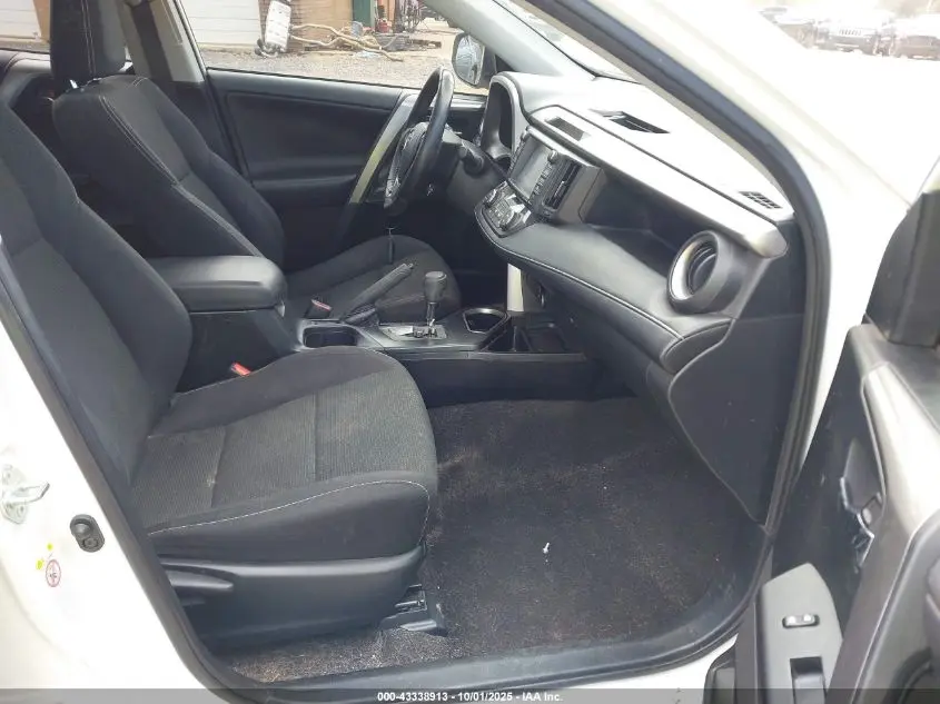 2017 TOYOTA RAV4 XLE