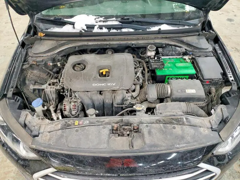 2018 HYUNDAI ELANTRA SE  