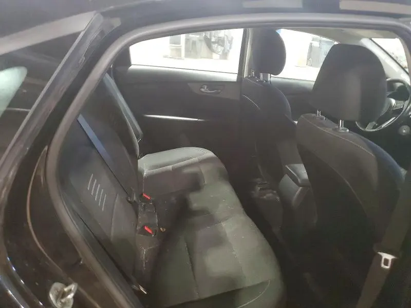2019 KIA FORTE FE  