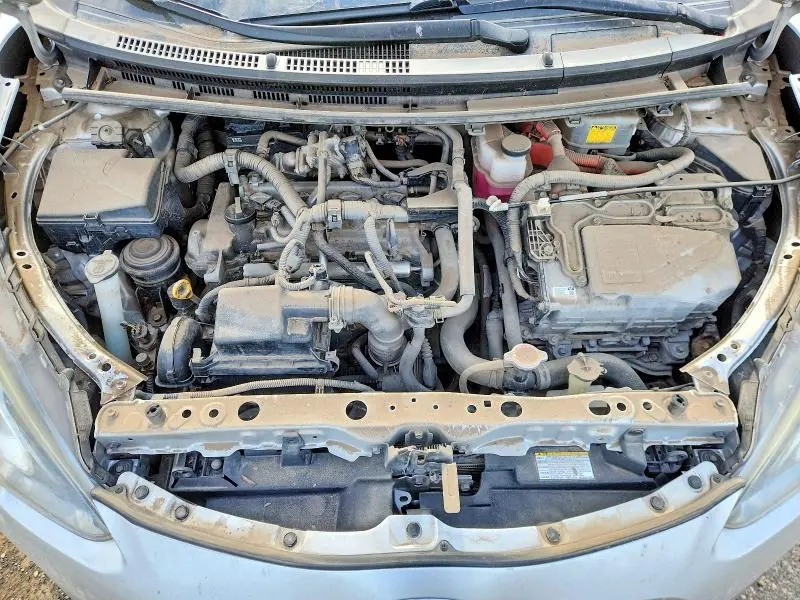 2016 TOYOTA PRIUS C TWO  