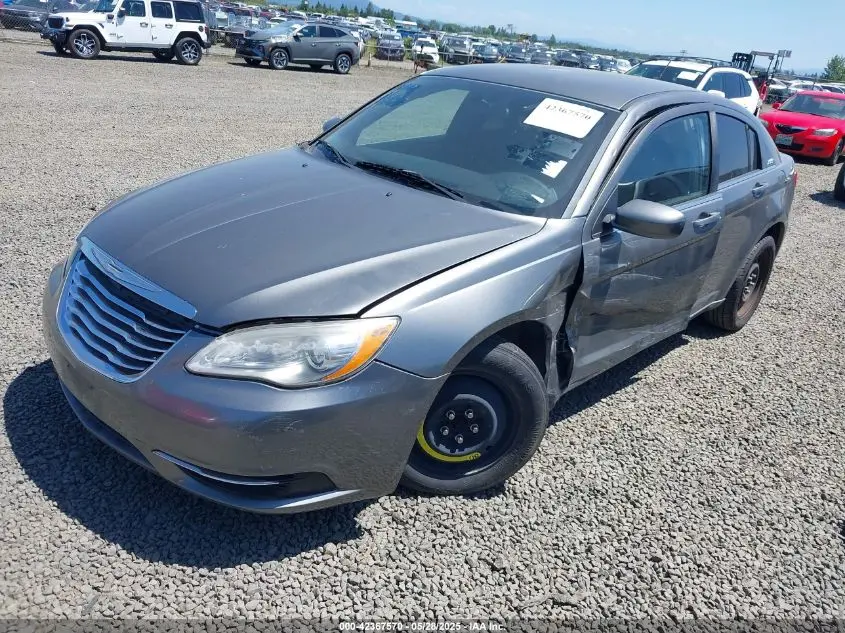 2012 CHRYSLER 200 LX