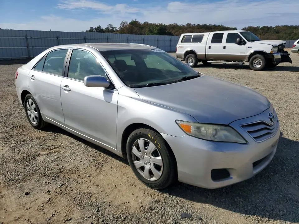 2011 TOYOTA CAMRY LE  