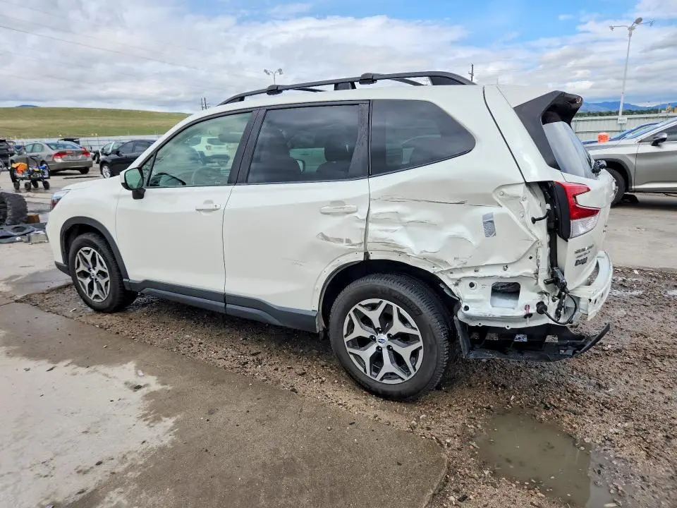 2020 SUBARU FORESTER PREMIUM  