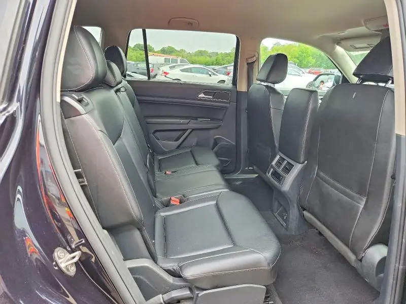 2018 VOLKSWAGEN ATLAS SE  