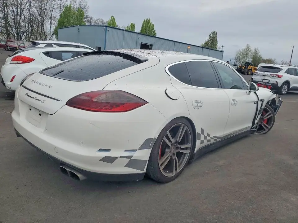 2011 PORSCHE PANAMERA TURBO  