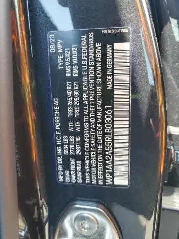 2024 PORSCHE MACAN BASE  