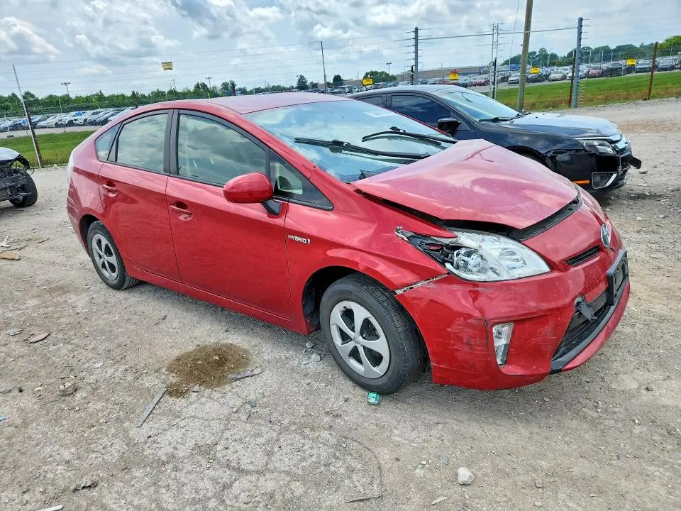 2015 TOYOTA PRIUS   
