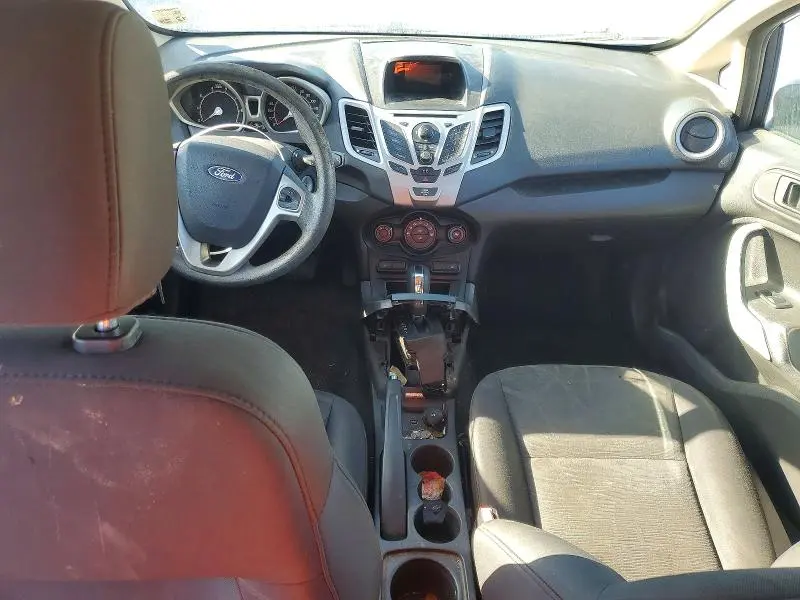 2011 FORD FIESTA SE  