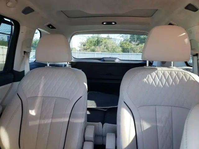 2020 BMW X7 M50I  
