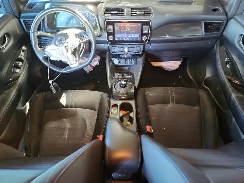2022 NISSAN LEAF SV PLUS  