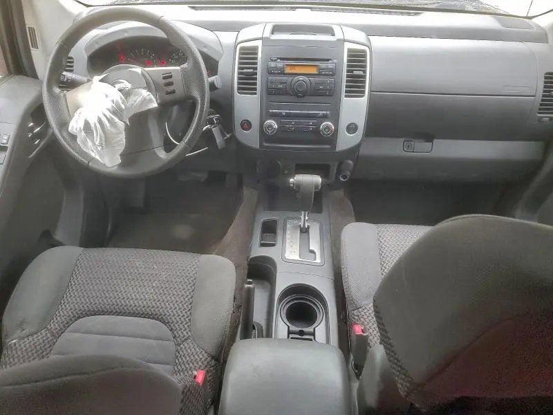 2010 NISSAN FRONTIER KING CAB SE  