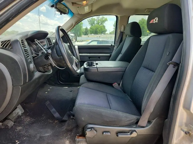 2010 CHEVROLET SILVERADO K1500 LT  
