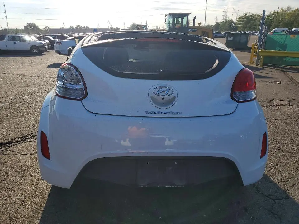 2017 HYUNDAI VELOSTER BASE  