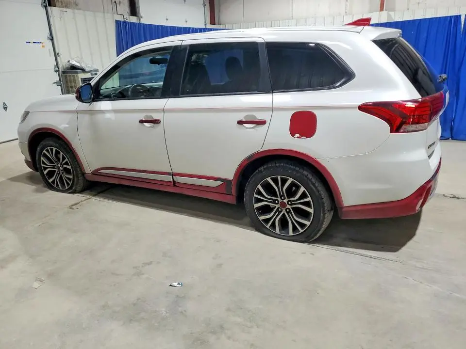 2018 MITSUBISHI OUTLANDER SE  