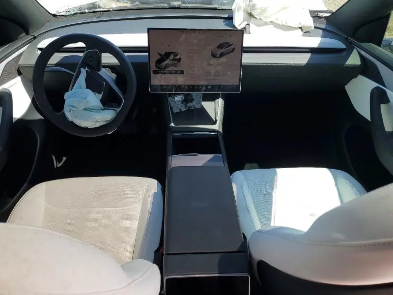 2026 TESLA MODEL Y   
