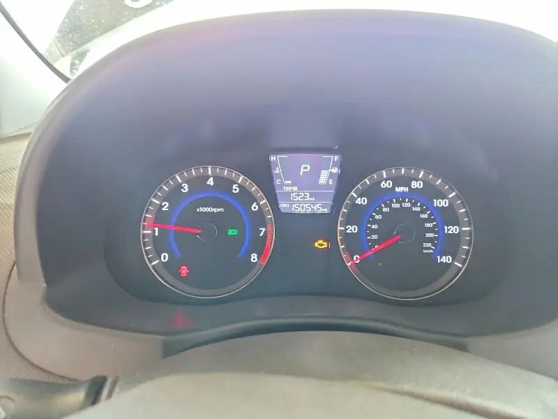 2014 HYUNDAI ACCENT GLS  