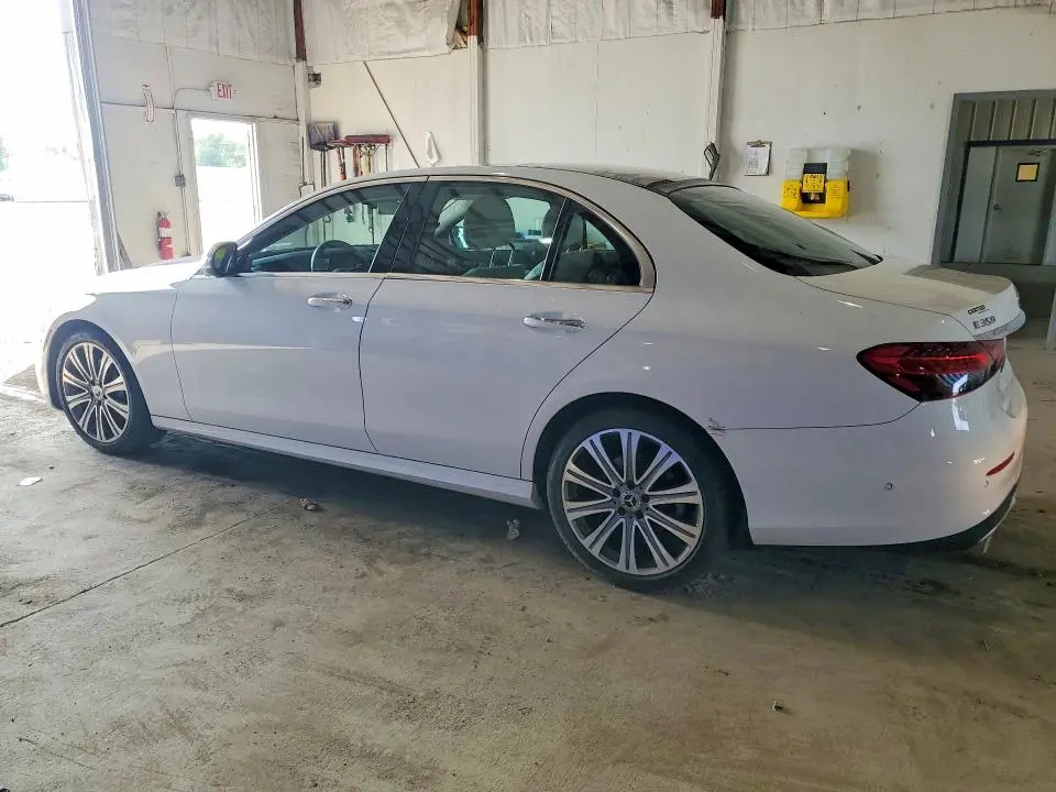 2022 MERCEDES-BENZ E 350  