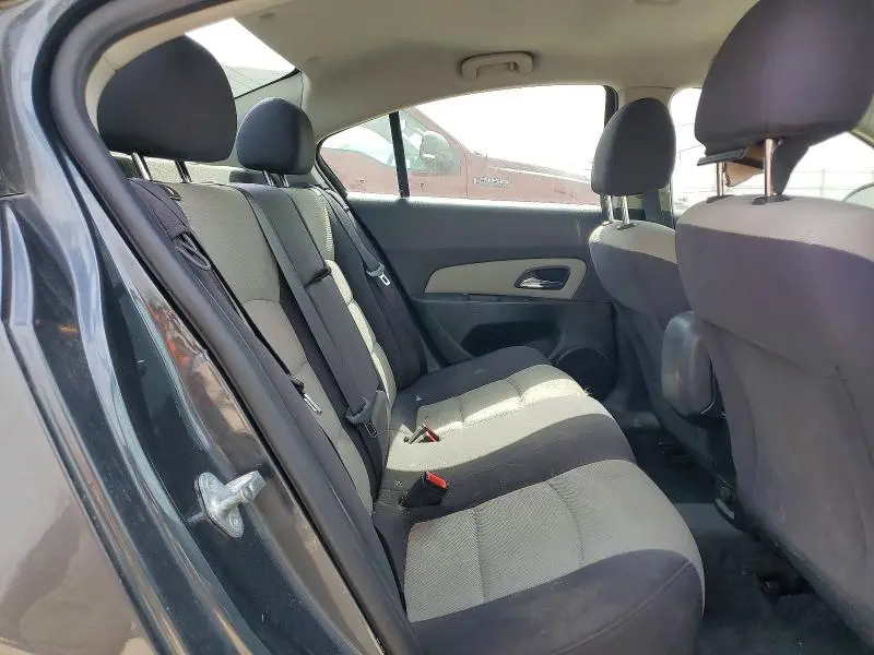 2013 CHEVROLET CRUZE LS  