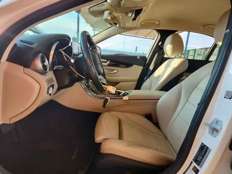 2016 MERCEDES-BENZ C 300  