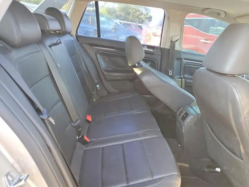 2013 VOLKSWAGEN JETTA TDI  