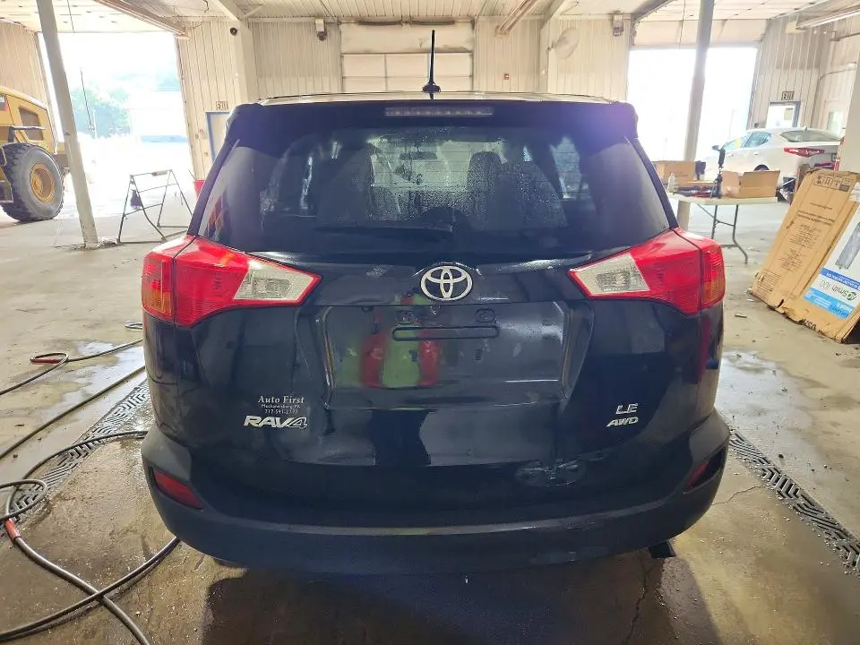 2014 TOYOTA RAV4 LE  