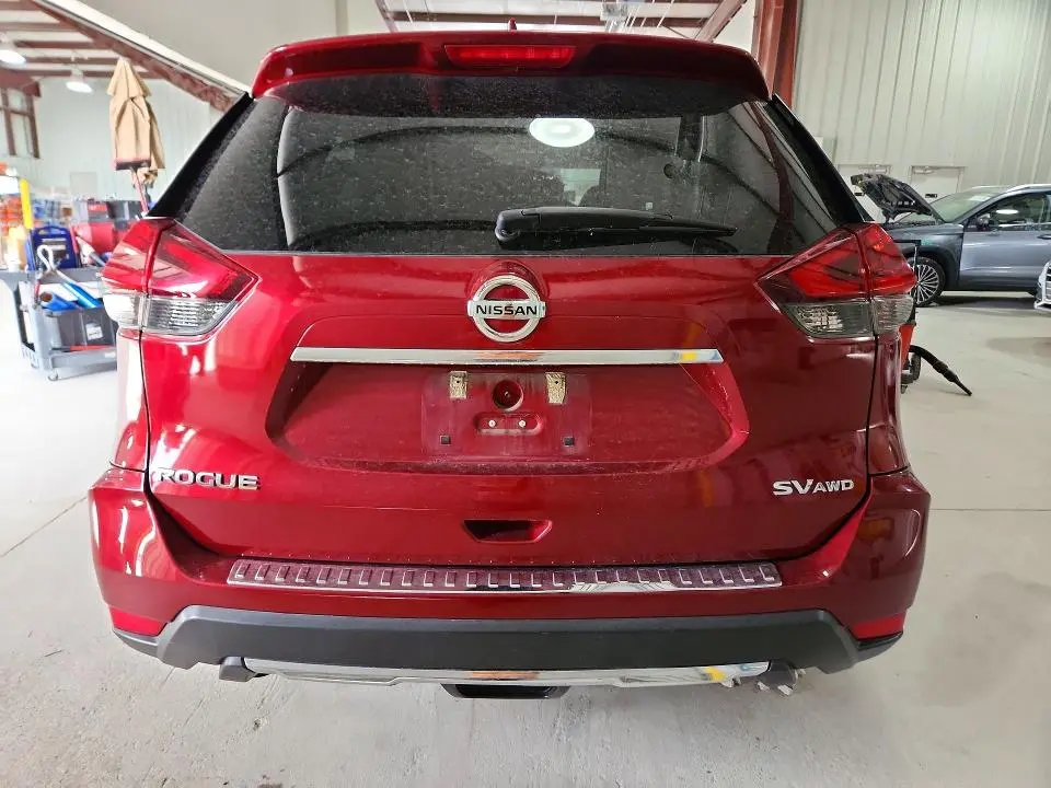 2018 NISSAN ROGUE SV  