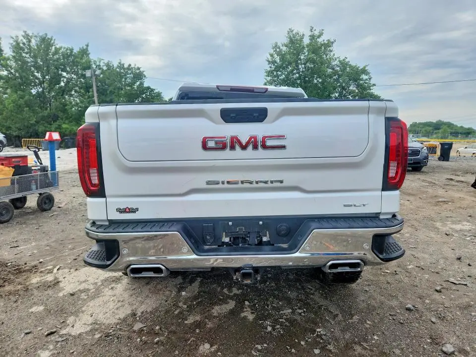 2025 GMC SIERRA K1500 SLT  
