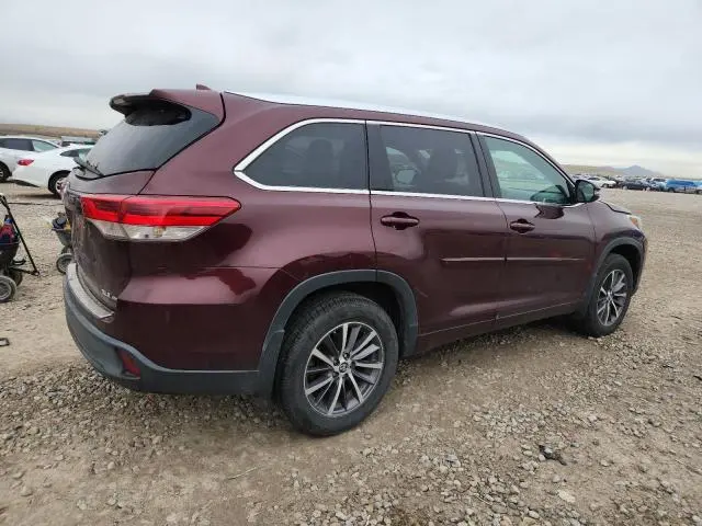 2018 TOYOTA HIGHLANDER SE  