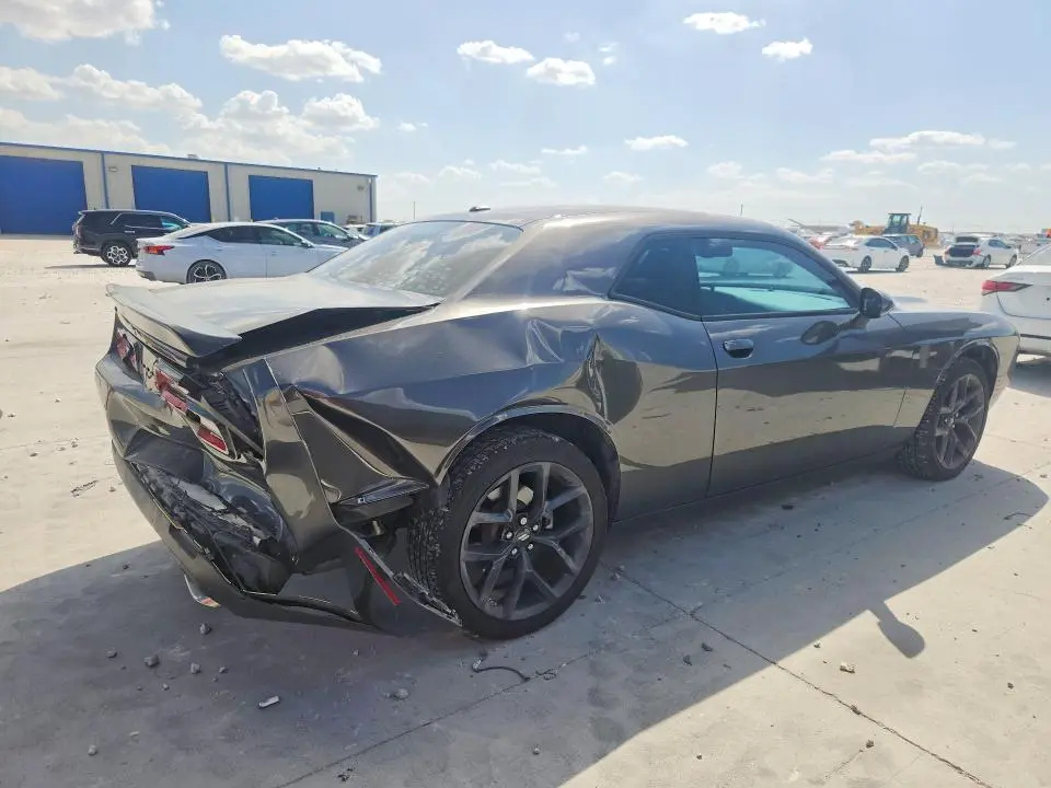 2023 DODGE CHALLENGER SXT  