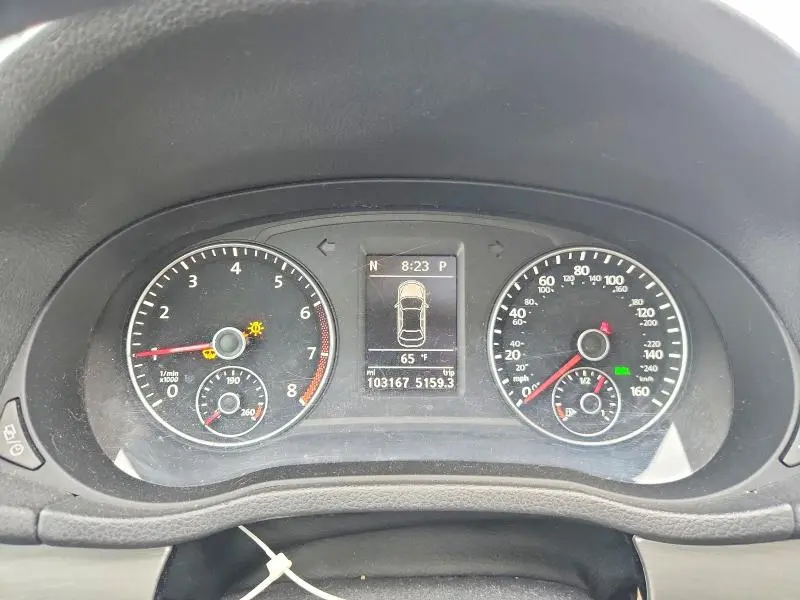 2015 VOLKSWAGEN PASSAT SE  