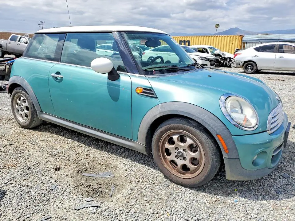 2012 MINI COOPER   