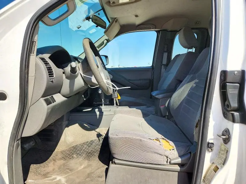 2012 NISSAN FRONTIER S  