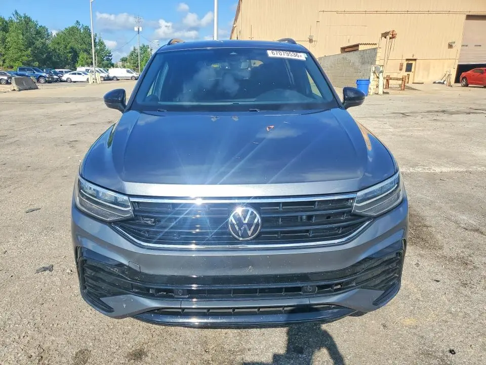 2023 VOLKSWAGEN TIGUAN SE R-LINE BLACK  