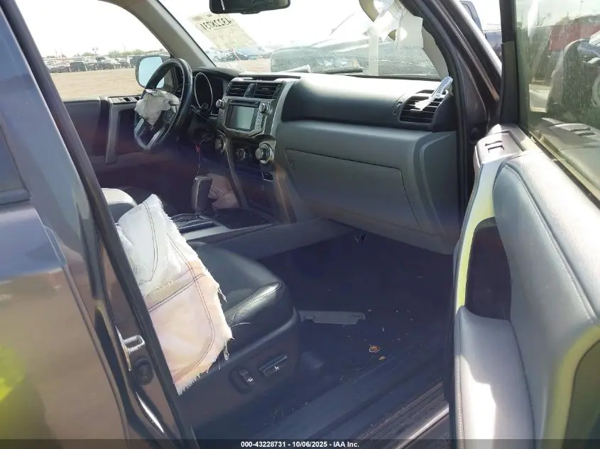 2013 TOYOTA 4RUNNER SR5