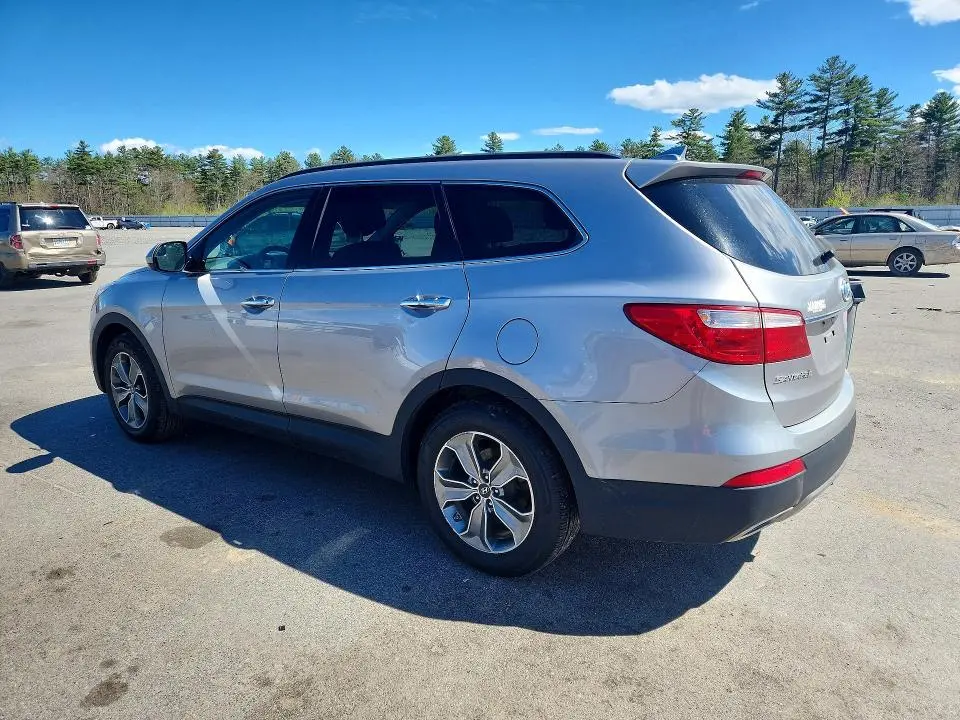 2016 HYUNDAI SANTA FE SE  